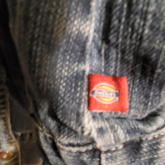 Dickies Distressed Denim Dark Wash Trucker Jean Jacket Large. Stretch. - Picture 5 of 6